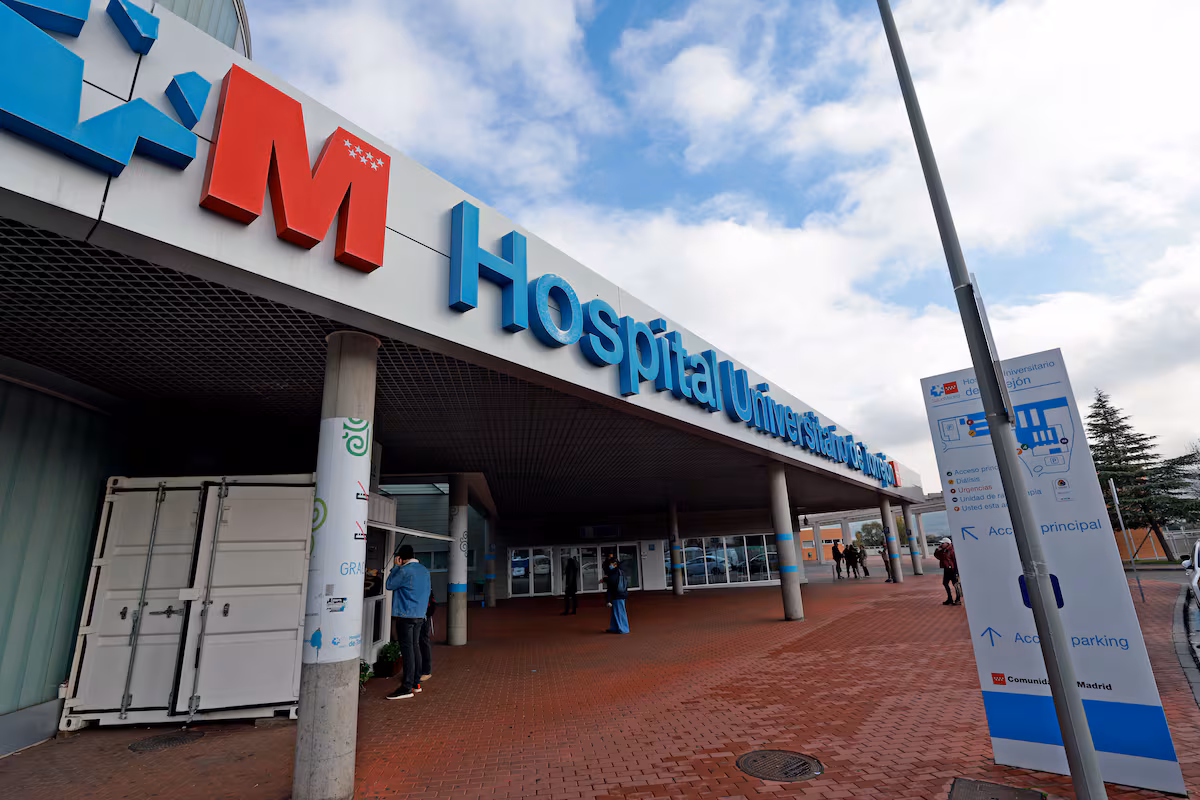 La externalización asistencial: lo que parece barato puede acabar saliendo caro y malo EL PAÍS