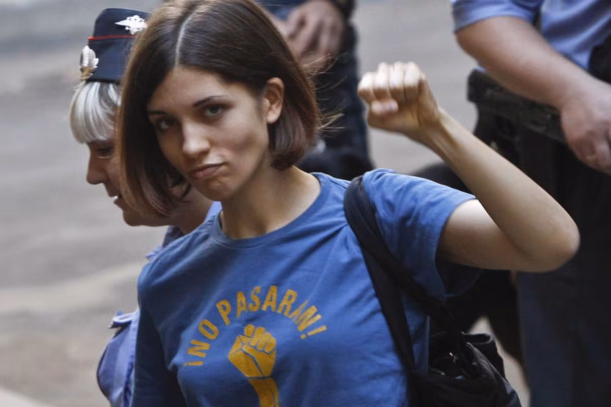 La justicia rusa declara las Pussy Riot organización extremista por ser “una amenaza a la seguridad del Estado” EL PAÍS