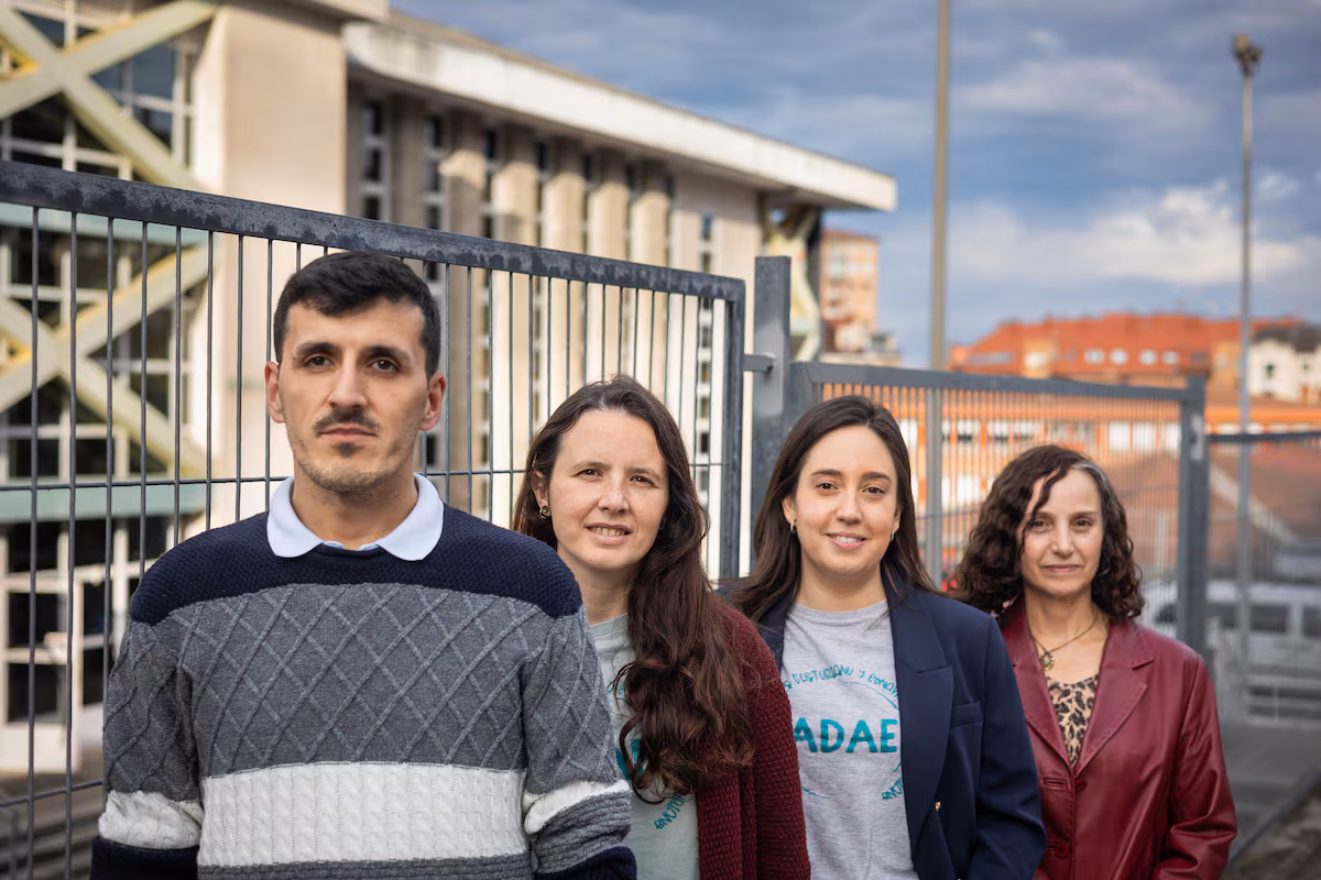 La maldición de los profesores de asturiano: “Todos nos jubilamos o nos morimos siendo interinos” EL PAÍS