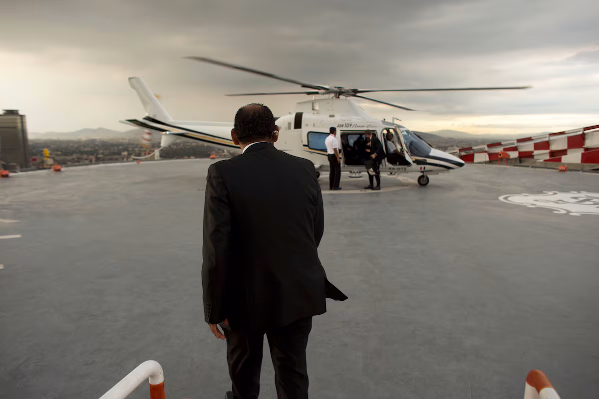 Network linked to Miss Universe owner exposes the weak oversight in Mexico’s private security industry EL PAÍS