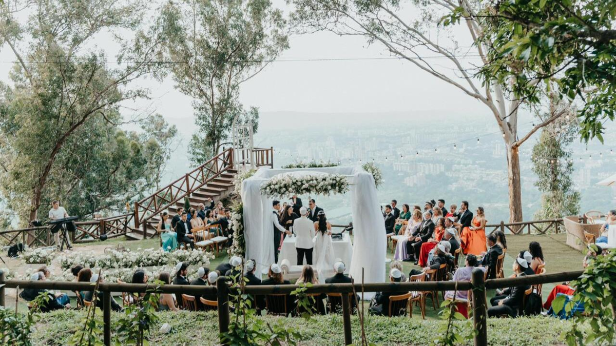 Las bodas se transforman: minimalismo, aforos reducidos y detalles personalizados marcan la tendencia para el 2026 Las bodas se transforman: minimalismo, aforos reducidos y detalles personalizados marcan la tendencia para el 2026