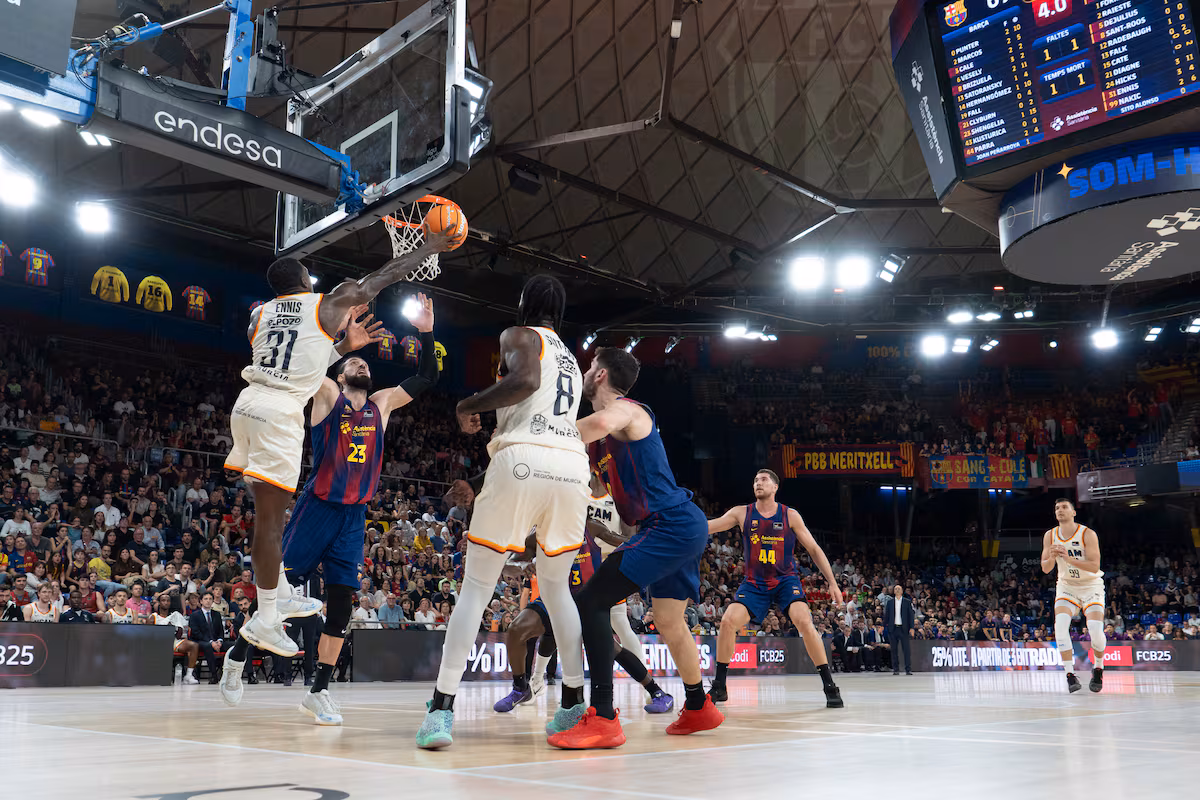 Las secciones del Barça, orgullo y tijera EL PAÍS