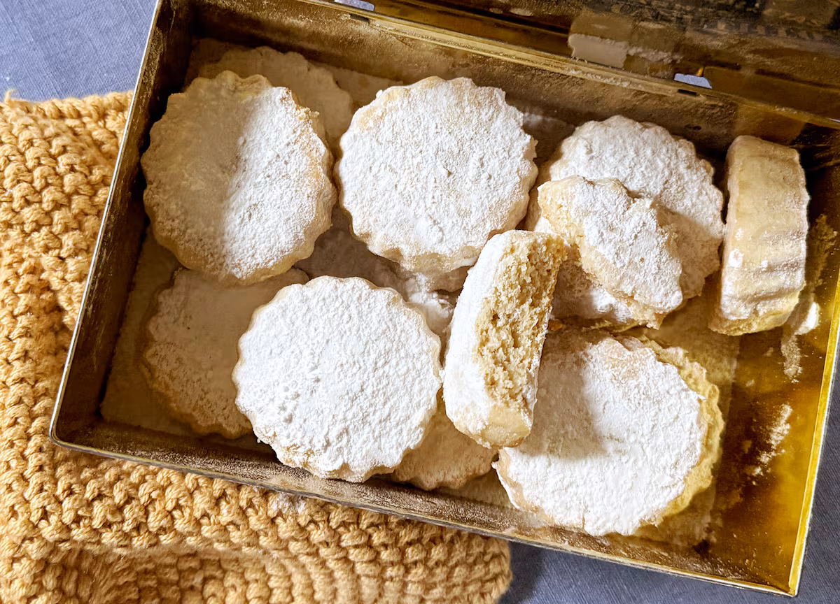 Mantecados blancos, la receta de dulce navideño que sorprende por su delicadeza EL PAÍS