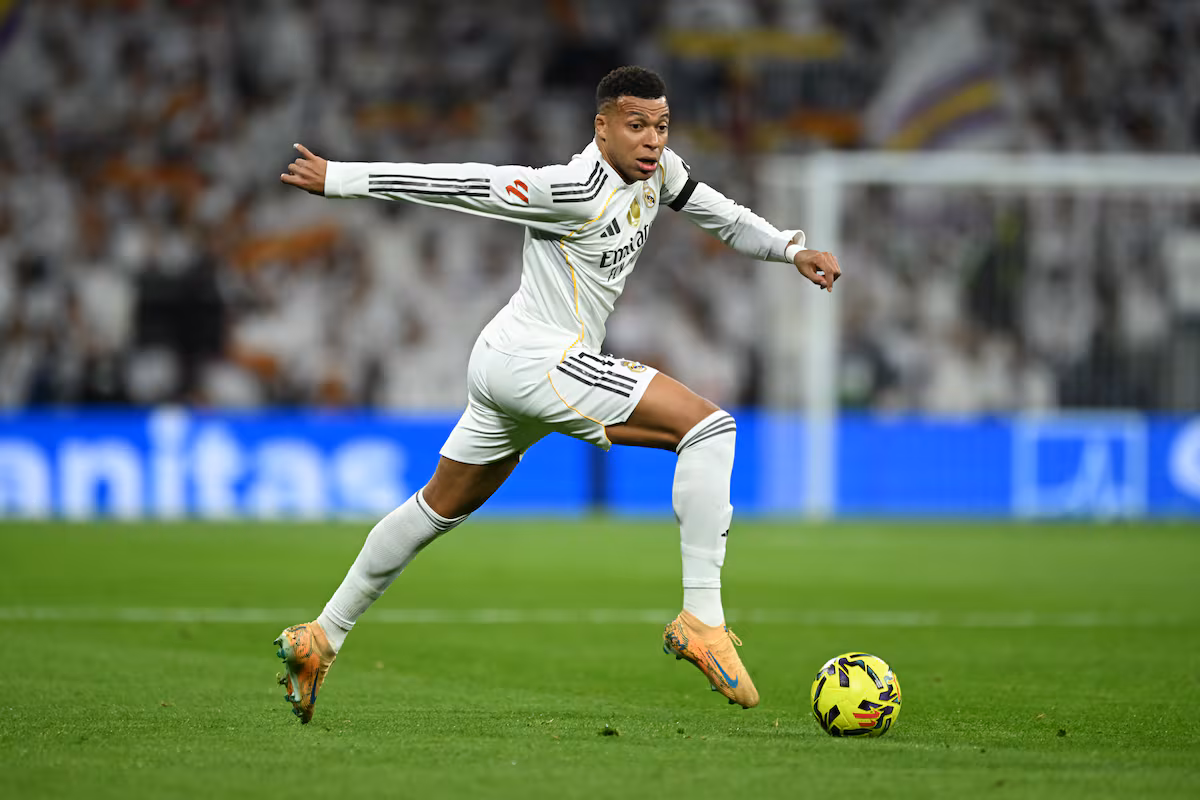 Mbappé, a la caza de un récord de Cristiano para sostener a Xabi Real Madrid