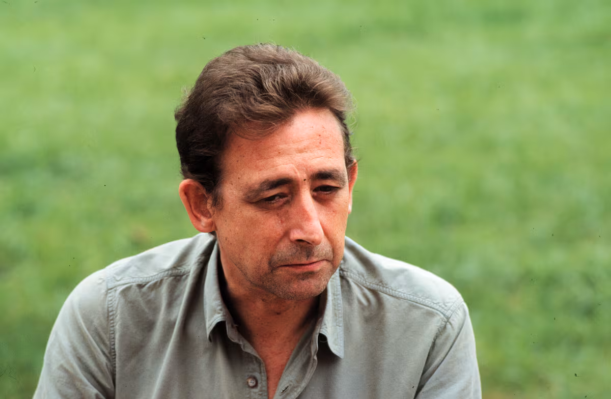 Muere a los 77 años el periodista y escritor Alfonso Ussía EL PAÍS