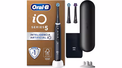 Las 10 mejores ofertas de Navidad en Amazon para triunfar regalando este 2025 Cepillo de dientes eléctrico Oral-B.
