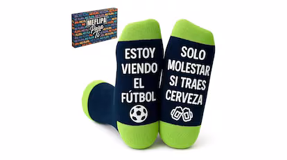 11 calcetines divertidos para los que dejan el regalo de Reyes para última hora Calcetines divertidos