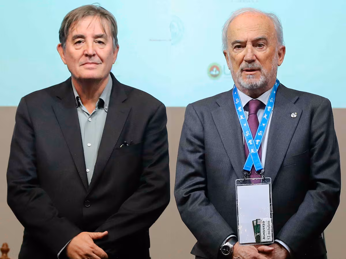 Nuevo rifirrafe entre la RAE y el Instituto Cervantes por la elección de Panamá como sede del próximo Congreso de la Lengua EL PAÍS
