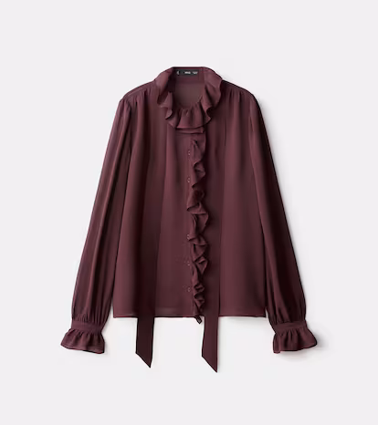 El furor y la nostalgia por la camisa ‘sharf’: claves para llevarla con estilo en 2026 El furor y la nostalgia por la camisa ‘sharf’: claves para llevarla con estilo en 2026