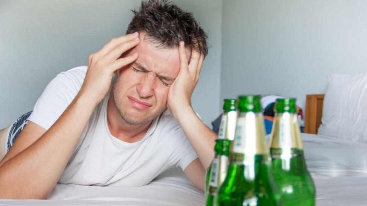 Recomendaciones clave para evitar intoxicaciones por alimentos y alcohol en temporada festiva Recomendaciones clave para evitar intoxicaciones por alimentos y alcohol en temporada festiva