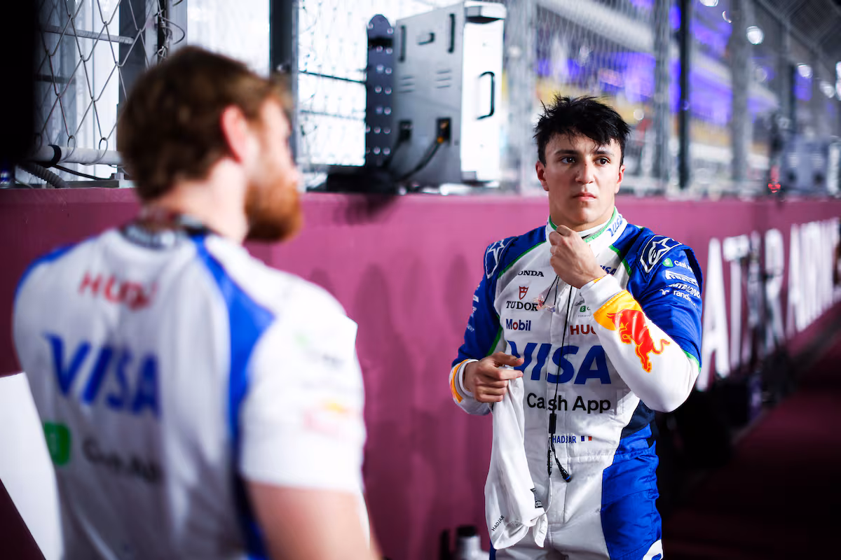 Red Bull elige a Isack Hadjar para 2026, otro ‘pollito’ como compañero de ‘Mad’ Max Verstappen EL PAÍS