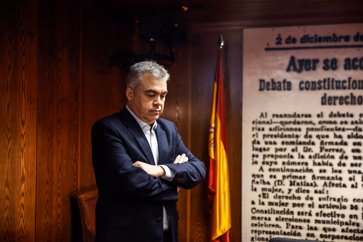 Santos Cerdán se declara víctima de una conjura del “Estado profundo” y lo niega todo Santos Cerdán se declara víctima de una conjura del “Estado profundo” y lo niega todo