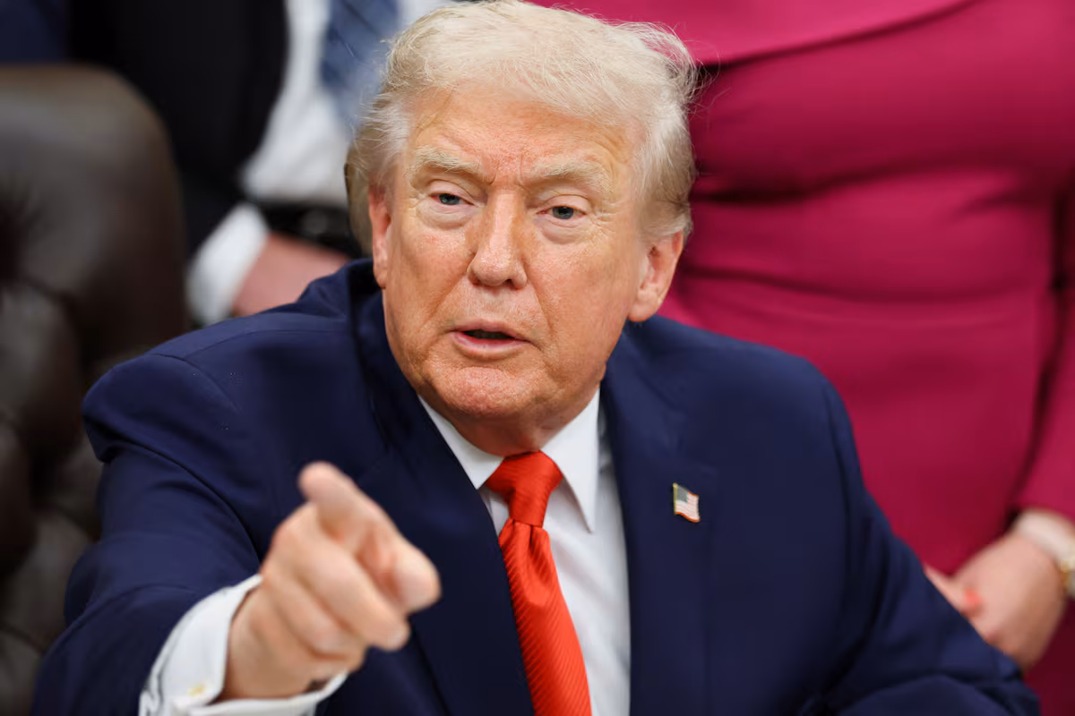 Trump ataca, Petro contrataca con diplomacia y más obras EL PAÍS