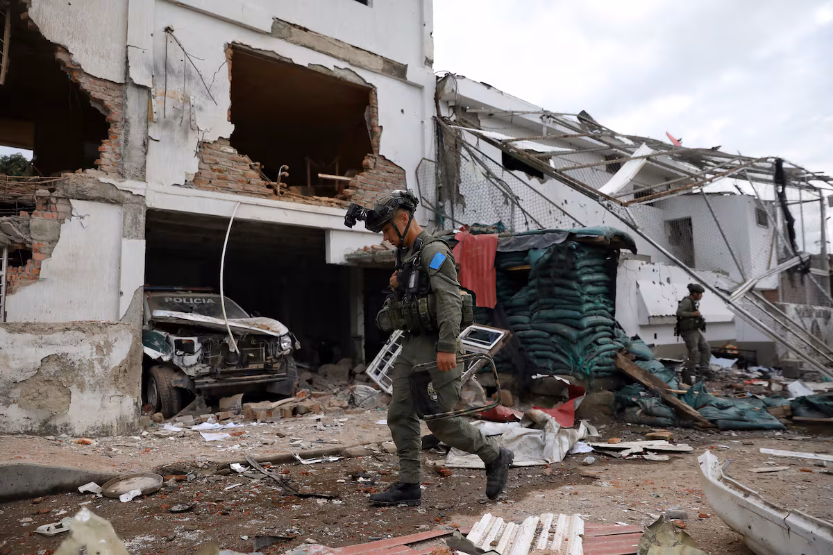 Un ataque de nueve horas a Buenos Aires revive los peores años de la guerra en el Cauca EL PAÍS
