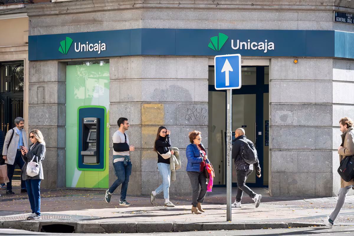 Unicaja está en el punto de mira EL PAÍS