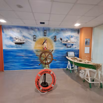 La didáctica lonja de Punta Umbría que divulga sobre las artes de pesca y enseña cómo es una subasta La didáctica lonja de Punta Umbría que divulga sobre las artes de pesca y enseña cómo es una subasta