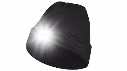 Sorprende como nunca antes en Navidad con estos 23 regalos a alguien que tiene de todo que regalar a alguien que tiene de todo en 2024: gorro abrigado que integra una luz potente.