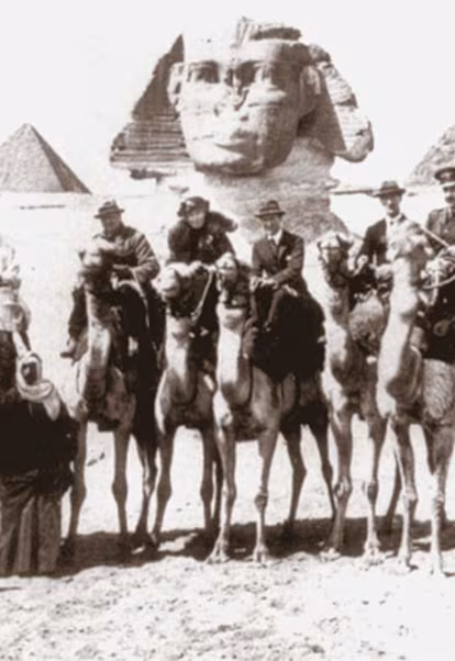 Oliver Guez, escritor: “Preferiría tomar una copa con Gertrude Bell que con Lawrence de Arabia” Oliver Guez, escritor: “Preferiría tomar una copa con Gertrude Bell que con Lawrence de Arabia”