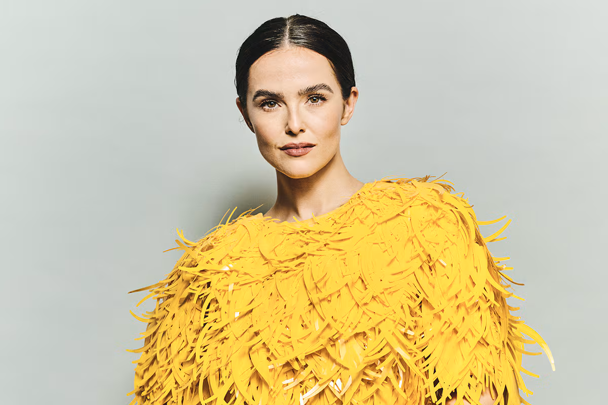 Zoey Deutch: “He visto ‘Al final de la escapada’ más de 100 veces para prepararme el papel” EL PAÍS