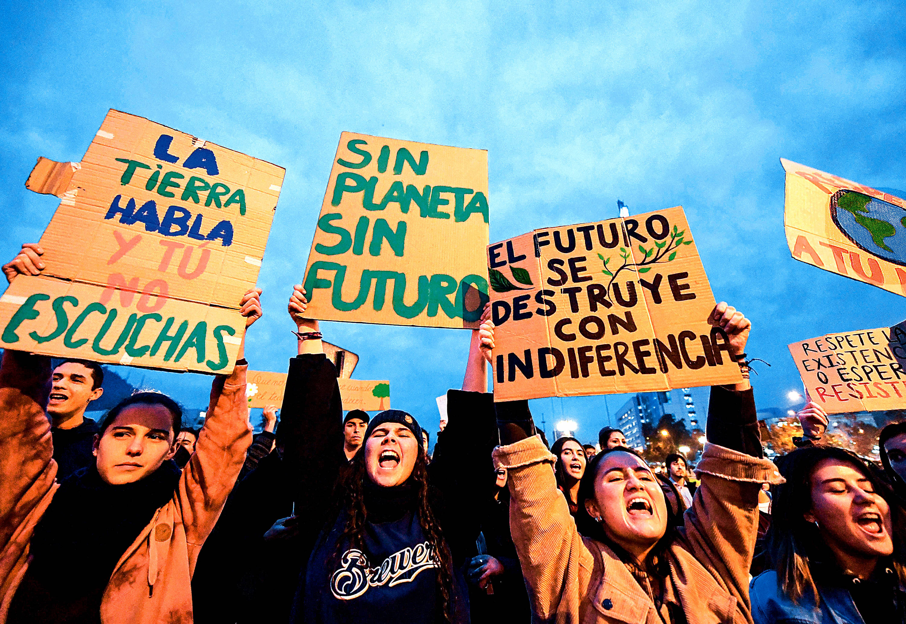 Con algas de Tumaco desarrollan producto para proteger los labios de la radiación solar La crisis climática demuestra que las dinámicas sociales están permeando cada vez más las dinámicas naturales, y viceversa.