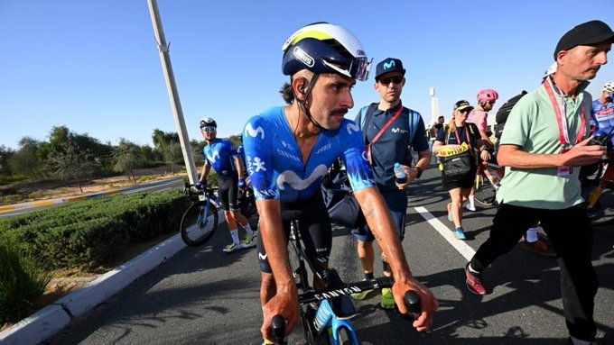 Guacamaya que escoltaba a ciclista en carretera de Quindío revive el recuerdo de la leyenda Michele Scarponi Fernando Gaviria.