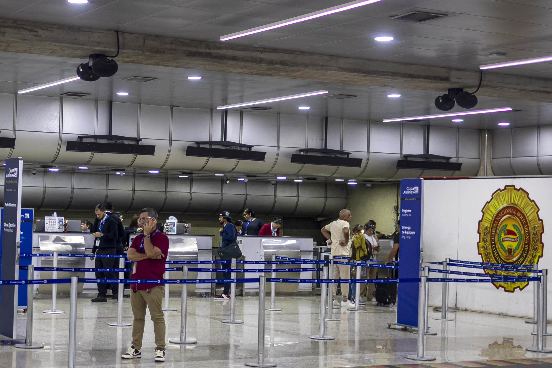La Aeronáutica Civil de Colombia anuncia cancelación de vuelos al Caribe por cierre del espacio aéreo venezolano EFE