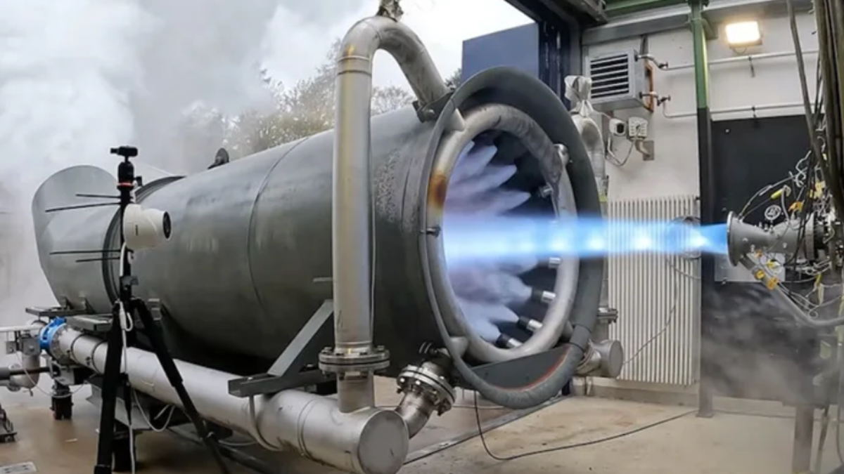 Europa impulsa los cohetes reutilizables con una nueva aviónica desarrollada en Escocia: 'Ocupamos un nicho que antes no existía' Europa impulsa los cohetes reutilizables con una nueva aviónica desarrollada en Escocia: 'Ocupamos un nicho que antes no existía'