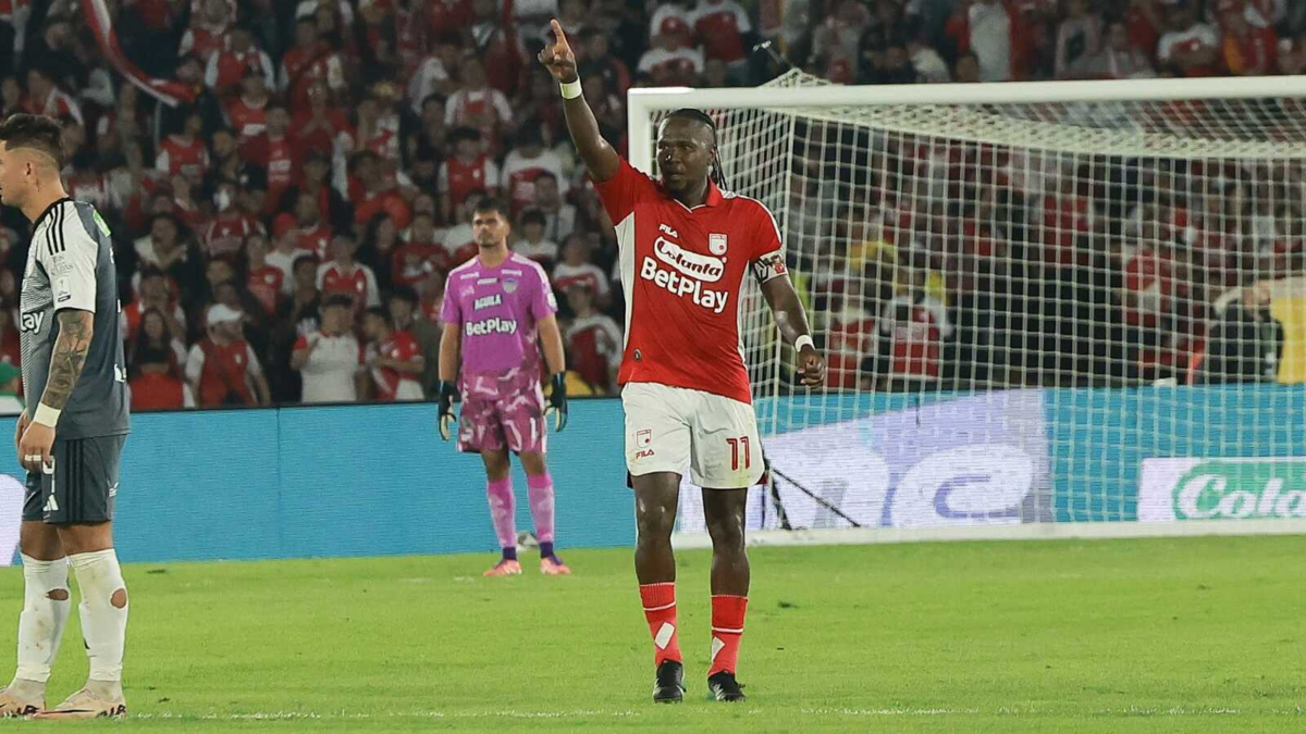 Hugo Rodallega sigue soñando en grande y no se rinde para lograr el objetivo de volver a la Selección Colombia: 'Ilusión intacta' Hugo Rodallega sigue soñando en grande y no se rinde para lograr el objetivo de volver a la Selección Colombia: 'Ilusión intacta'