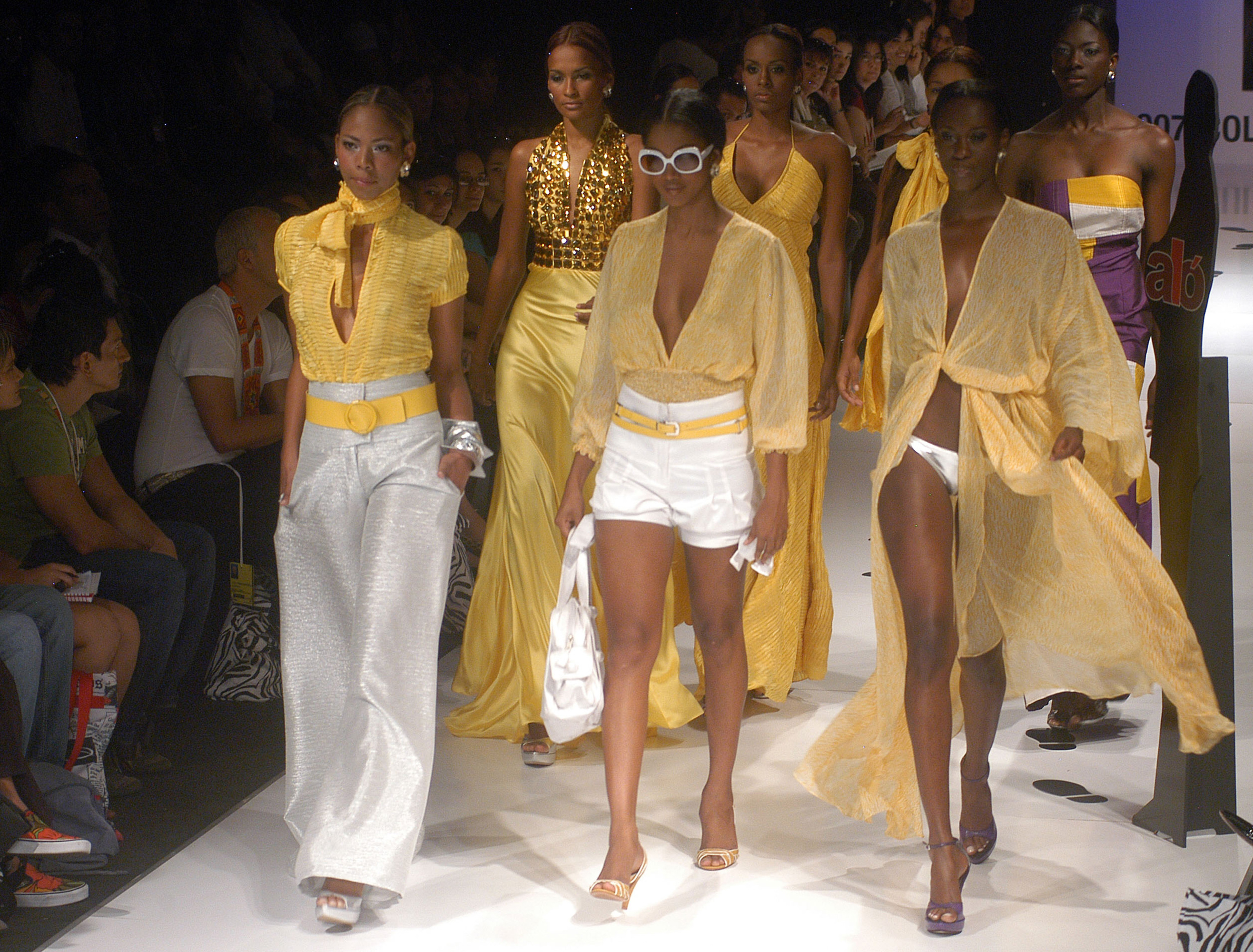 Moda y país: 115 años de transformaciones de las que EL TIEMPO ha sido testigo El pantalón hace parte en la actualidad de la moda femenina, a la par de otras prendas como las faldas y shorts.