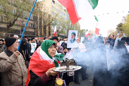 El horror de la represión en Irán: “Cortan la luz, matan a la gente con ametralladoras y se llevan los cuerpos” El horror de la represión en Irán: “Cortan la luz, matan a la gente con ametralladoras y se llevan los cuerpos”