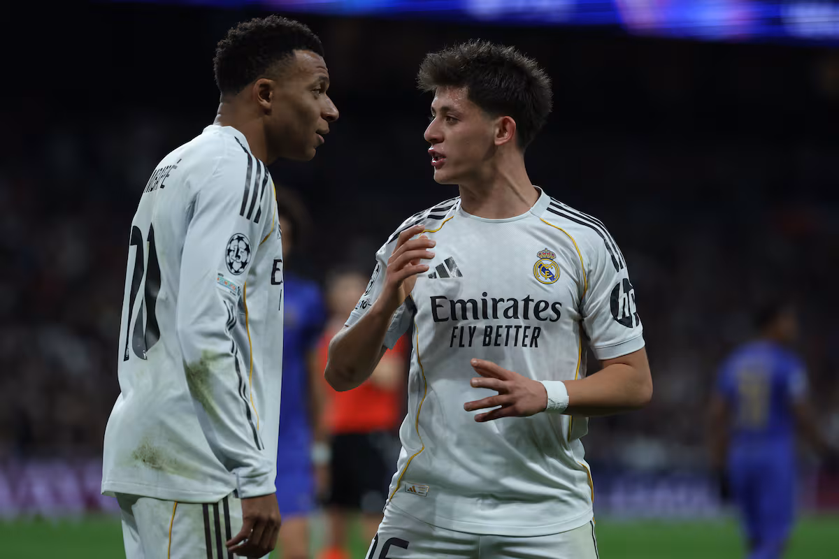 Benfica - Real Madrid en directo | Los blancos buscan certificar su pase directo a octavos ante los portugueses Benfica Real Madrid