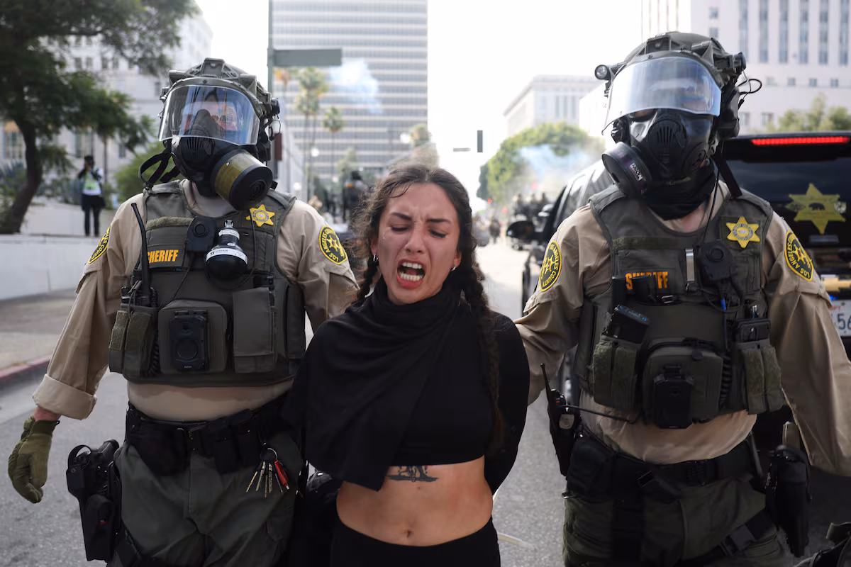 California advances ‘No Kings Law’ to allow lawsuits against ICE agents EL PAÍS