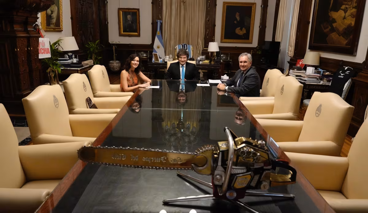 De Milei a Lagarde, Ayuso opaca a Feijóo con su agenda internacional: “Está construyendo liderazgo político nacional con acción exterior” EL PAÍS