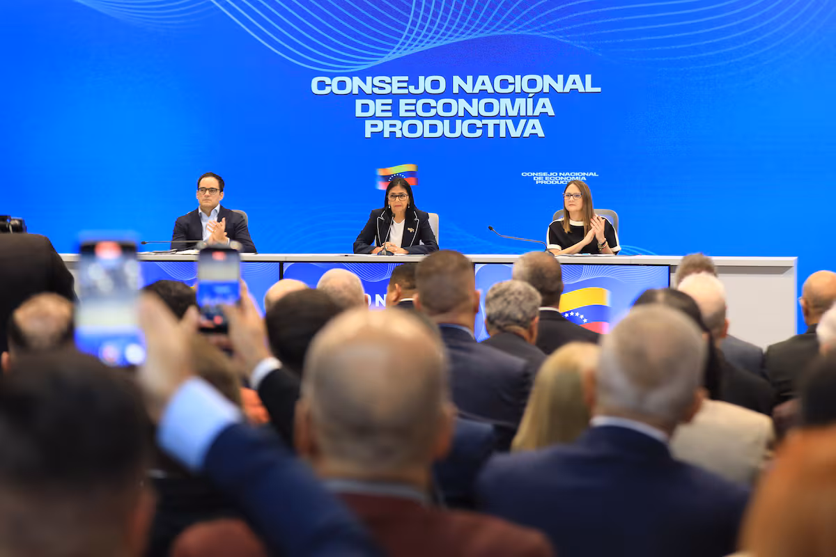 Delcy Rodríguez se reúne con el empresariado y abre nuevas expectativas sobre la economía venezolana Florantonia Singer