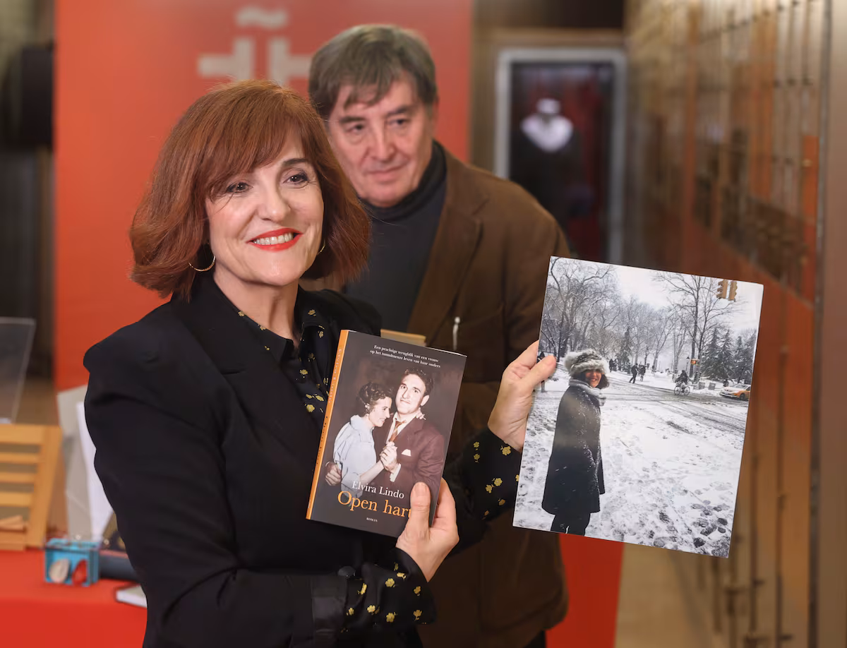 Dibujos, cuentos, fotografías y cuadernos de notas: el legado “infantil” de Elvira Lindo al Instituto Cervantes EL PAÍS