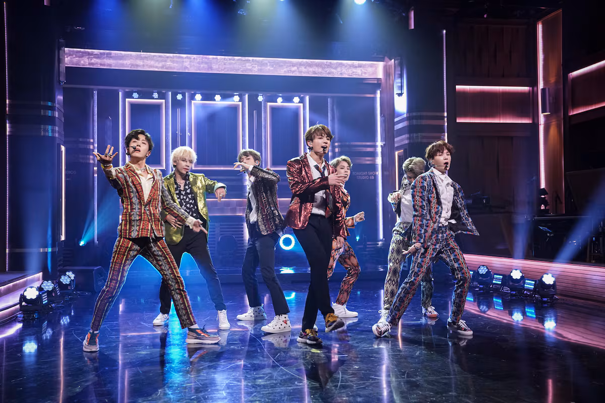 El ARMY pone orden: Profeco vigilará la venta de boletos para los conciertos de BTS en México EL PAÍS