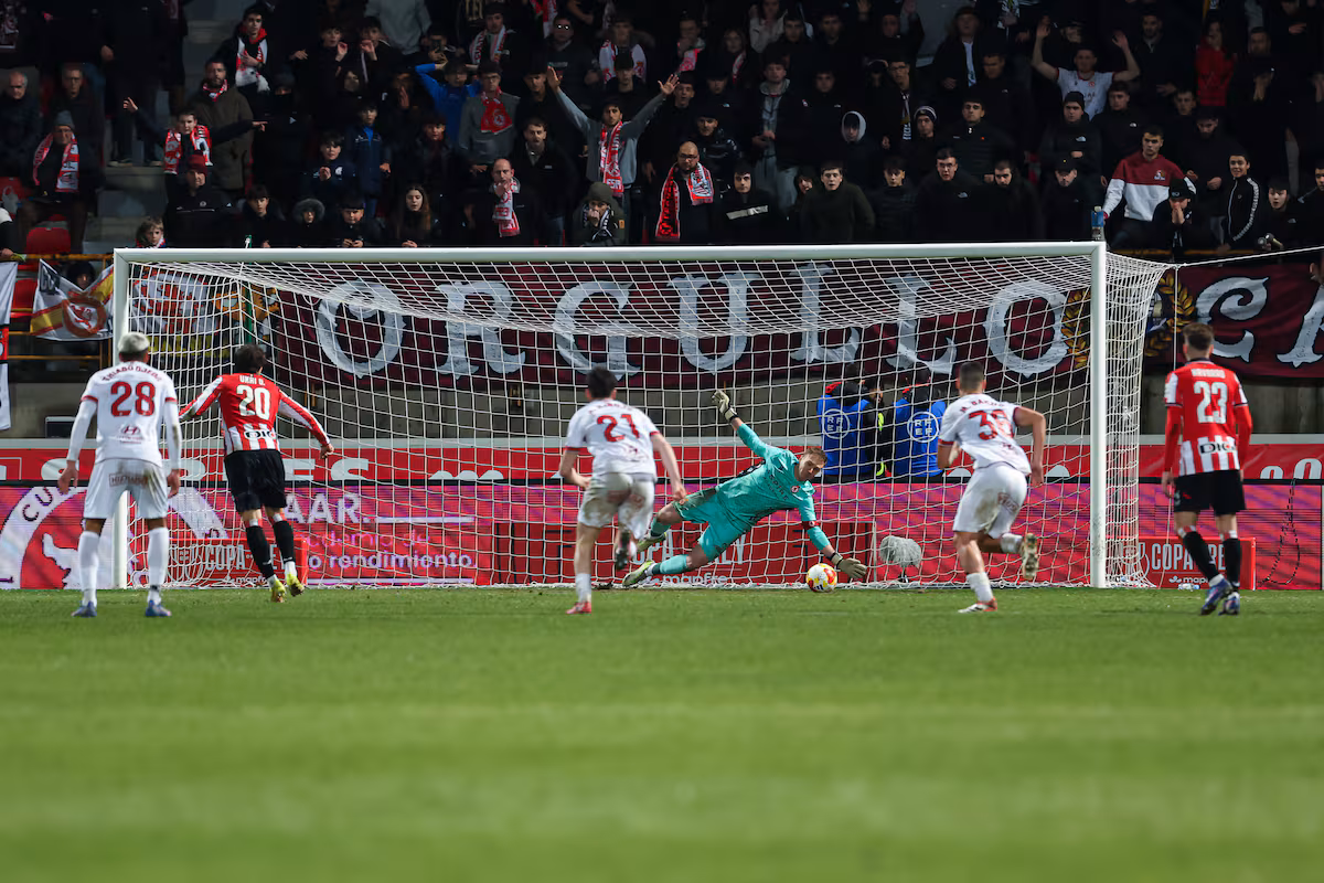 El Athletic sufre ante la Cultural y la Real vence a Osasuna en los penaltis en los octavos de Copa EL PAÍS