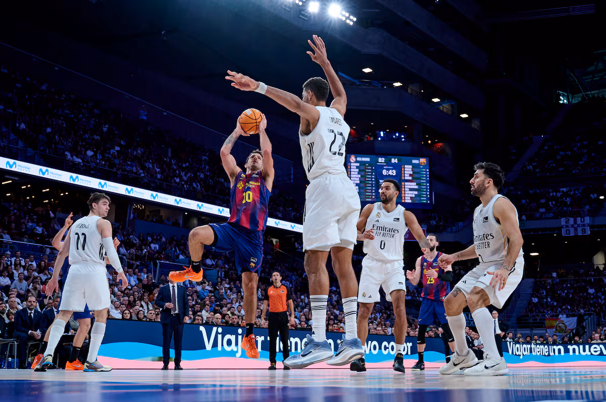 El Barça da un golpe sobre la mesa en el clásico ante el Madrid Barcelona vs Real Madrid Baloncesto