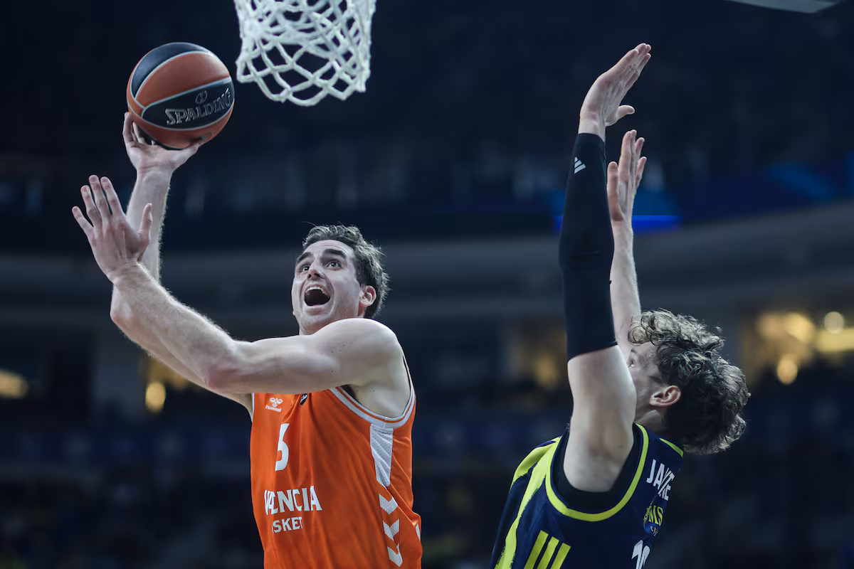 El Fenerbahçe sofoca la euforia del Valencia EuroLeague - Fenerbahce Beko vs Valencia Basket