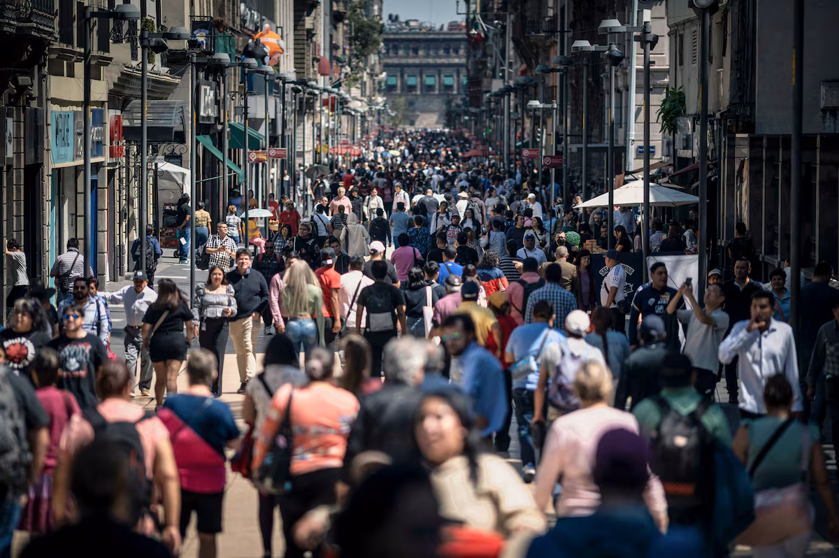 El Gobierno de México celebra un aumento del 4,8% en la recaudación fiscal respecto a 2024 EL PAÍS