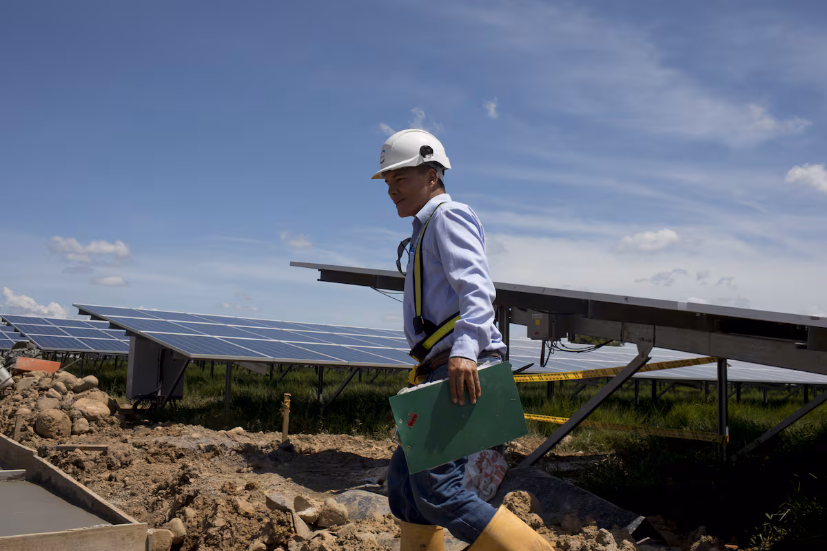 El capital con responsabilidad social le da un respiro a la crisis de la inversión extranjera en Colombia EL PAÍS