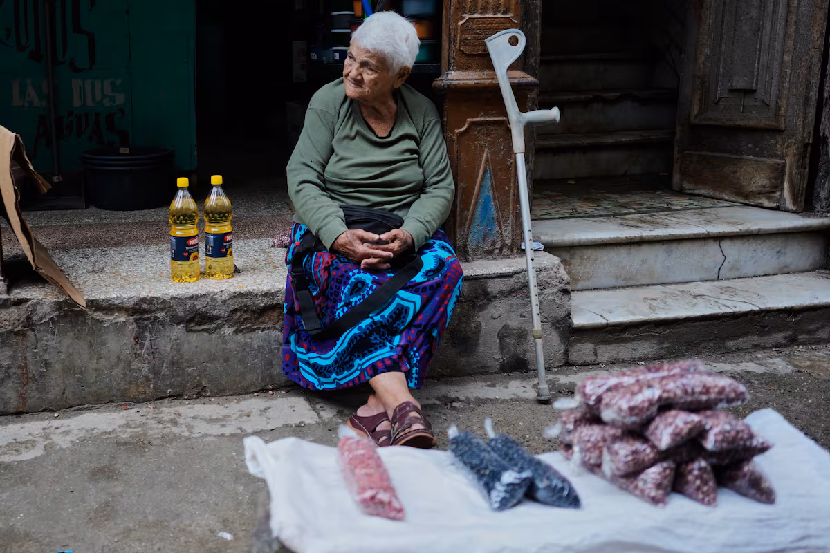 El estrangulamiento de Cuba EL PAÍS