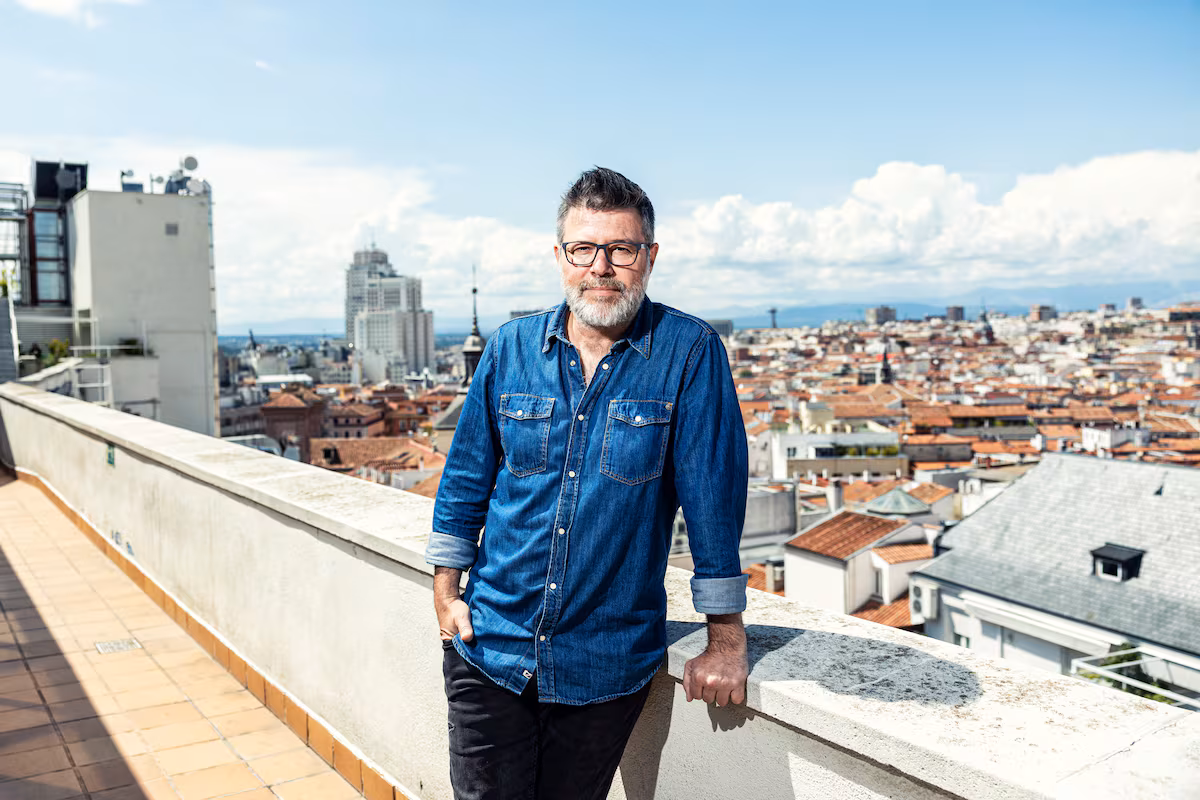 El humorista y presentador Quequé anuncia su retirada temporal EL PAÍS