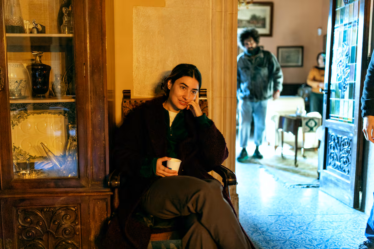 En el rodaje de la falsa secuela de ‘Autodefensa’: “Los ‘influencers’ son la mitología del mundo actual, pero con fecha de caducidad muy corta” EL PAÍS