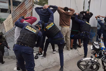Guatemala, entre la sangre de las bandas y el efecto Bukele Guatemala, entre la sangre de las bandas y el efecto Bukele