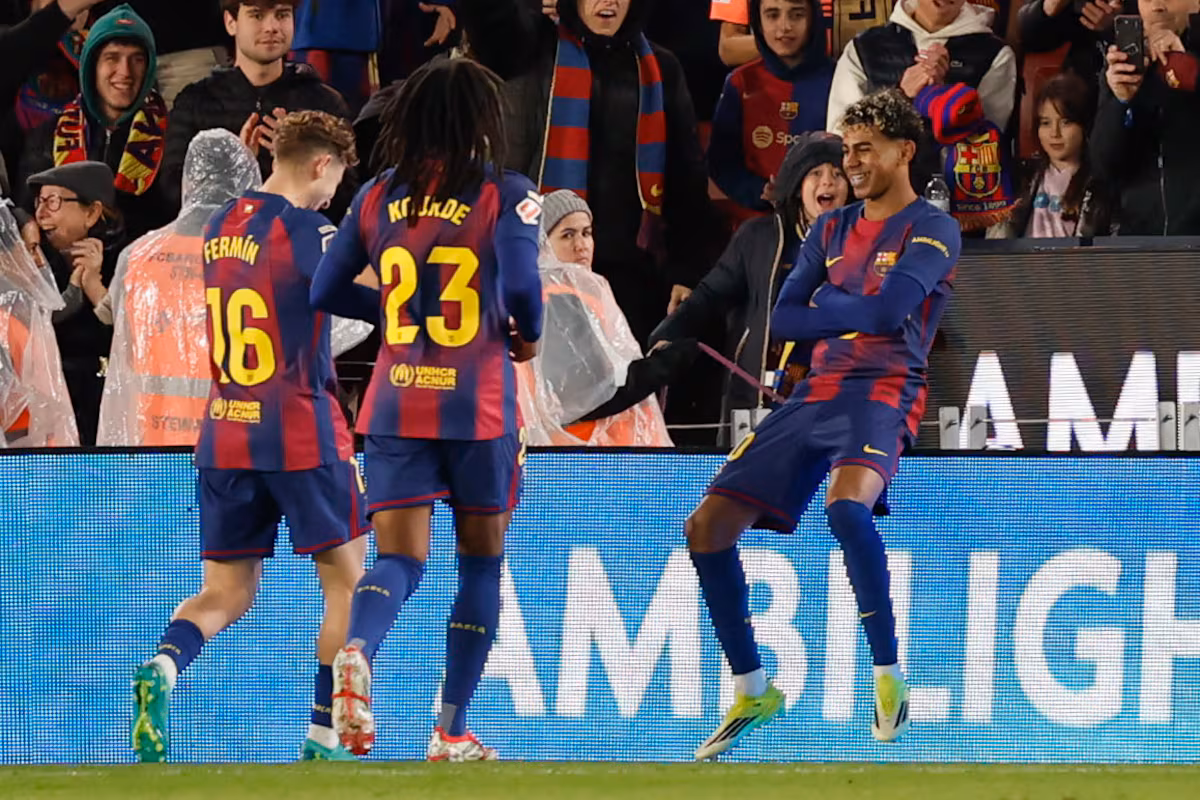 Hansi Flick: “Estoy feliz por el gol de Lamine, pero lo que más me ha gustado es cómo hemos presionado” EL PAÍS