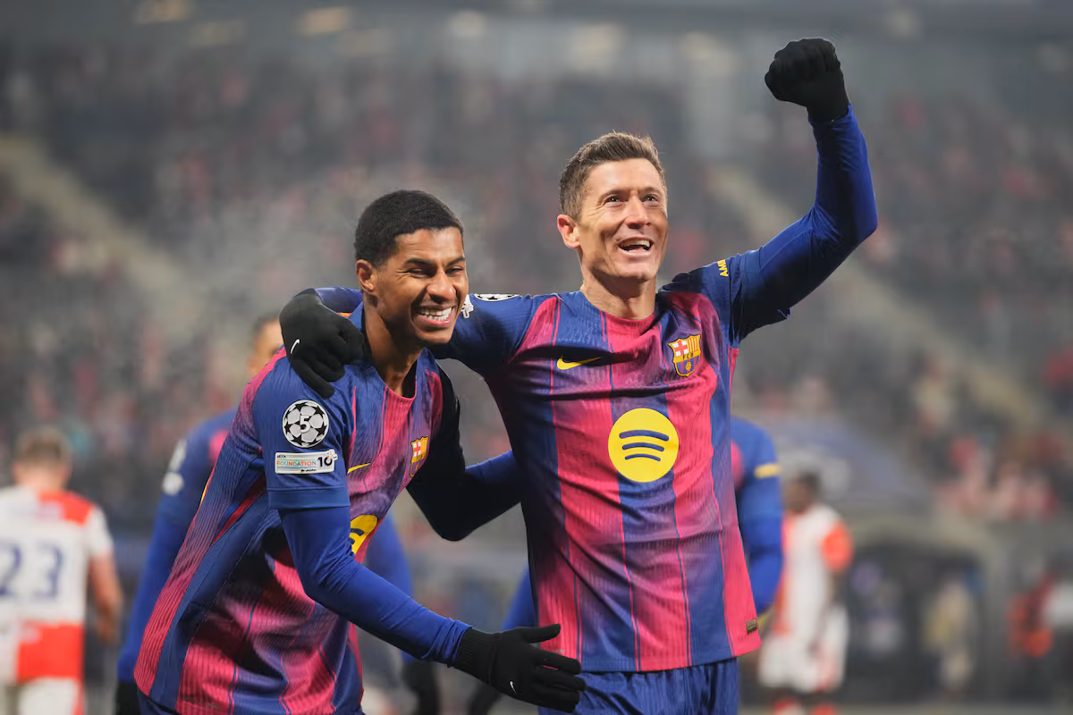 Hansi Flick, sobre la clasificación del Barcelona entre los ocho primeros: “Es muy importante alcanzar este nivel” EL PAÍS