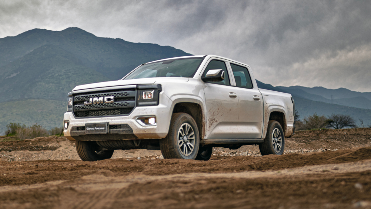 JMC Grand Avenue, la camioneta hecha para el campo y el trabajo en zonas rurales: es china, pero tiene motor estadounidense JMC Grand Avenue, la camioneta hecha para el campo y el trabajo en zonas rurales: es china, pero tiene motor estadounidense