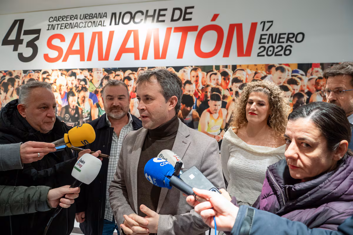Jaén, la capital con mayor deuda por habitante, aprueba sus primeros Presupuestos tras nueve años de prórrogas EL PAÍS