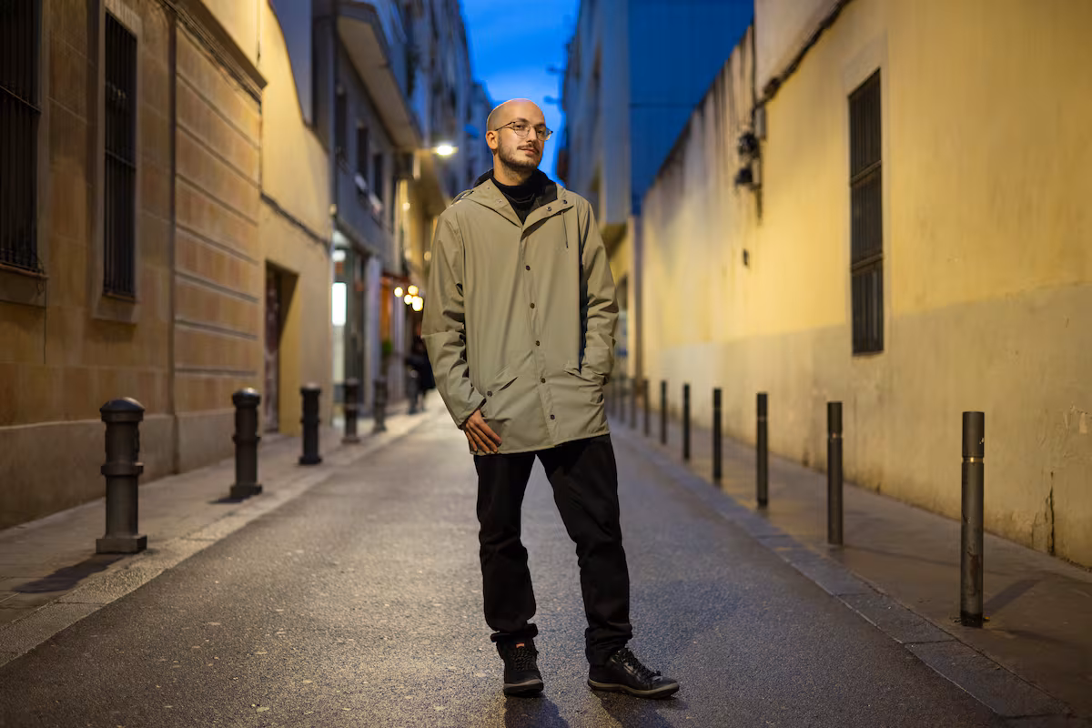 Jaume Claret Muxart, director novel nominado al Goya: “¿Que los jóvenes no van al cine? ¡Si llenan la filmoteca!” EL PAÍS